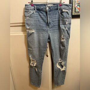 Abercrombie & Fitch Distressed Denim Skinny Jeans
